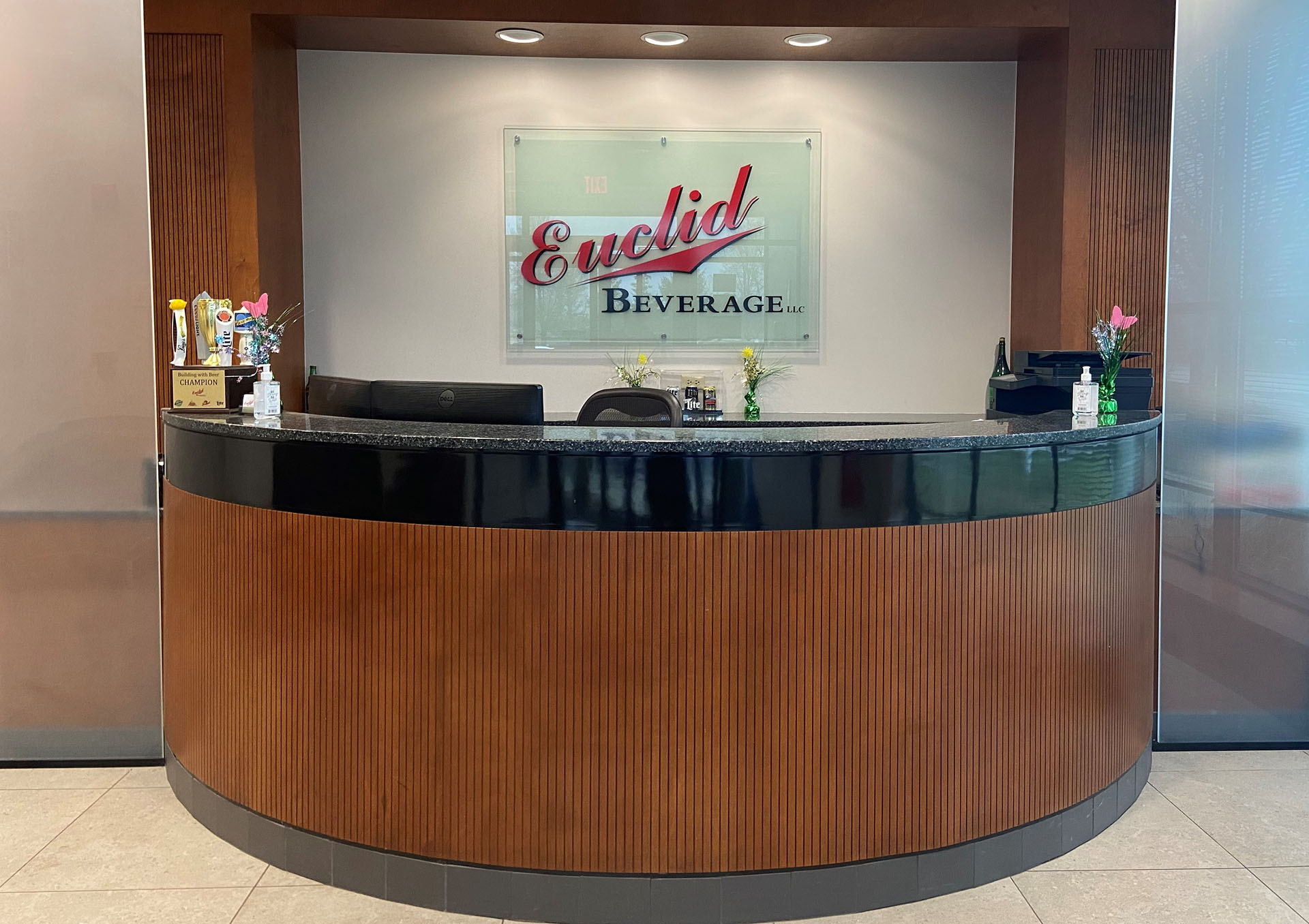 Euclid Beverage Front Desk